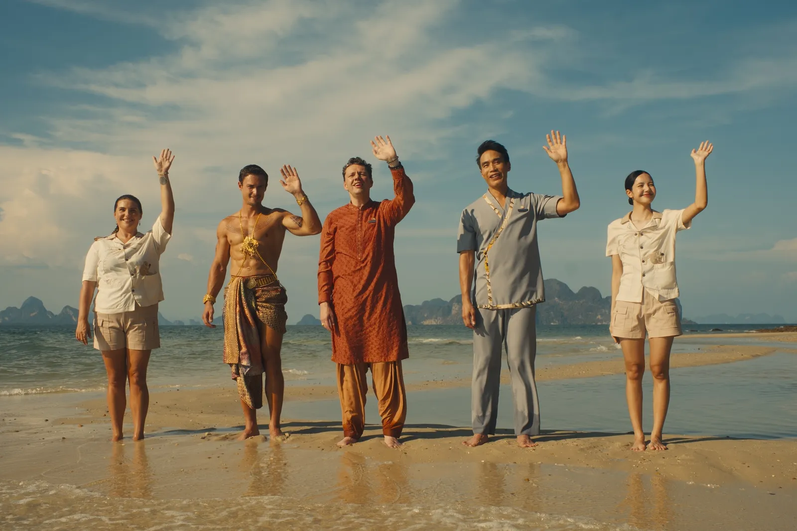 The Art of Dressing Experiences: Hospitality Through the Lens of White Lotus